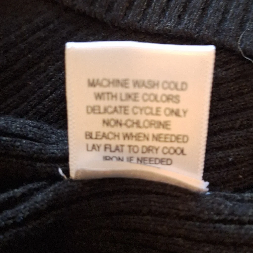 Kendall & Kylie Size XS Black & White - Picture 7 of 8